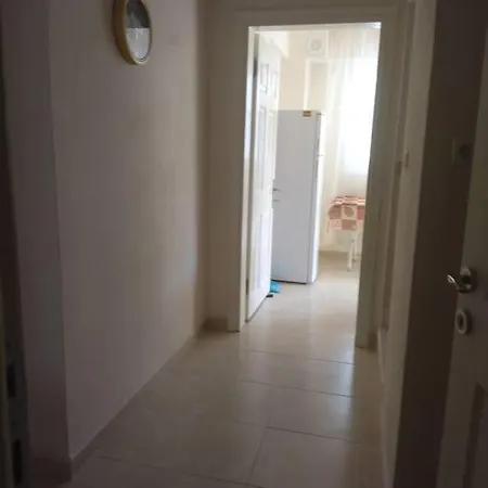 Apartamento светлая с отдельной кухней и ванной 1+1