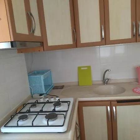Apartamento светлая с отдельной кухней и ванной 1+1